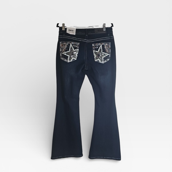 NWT Women's SKY Jeans Size 13/14 Low Rise Flare Star Jewel Bedazzled Pockets - Picture 2 of 6